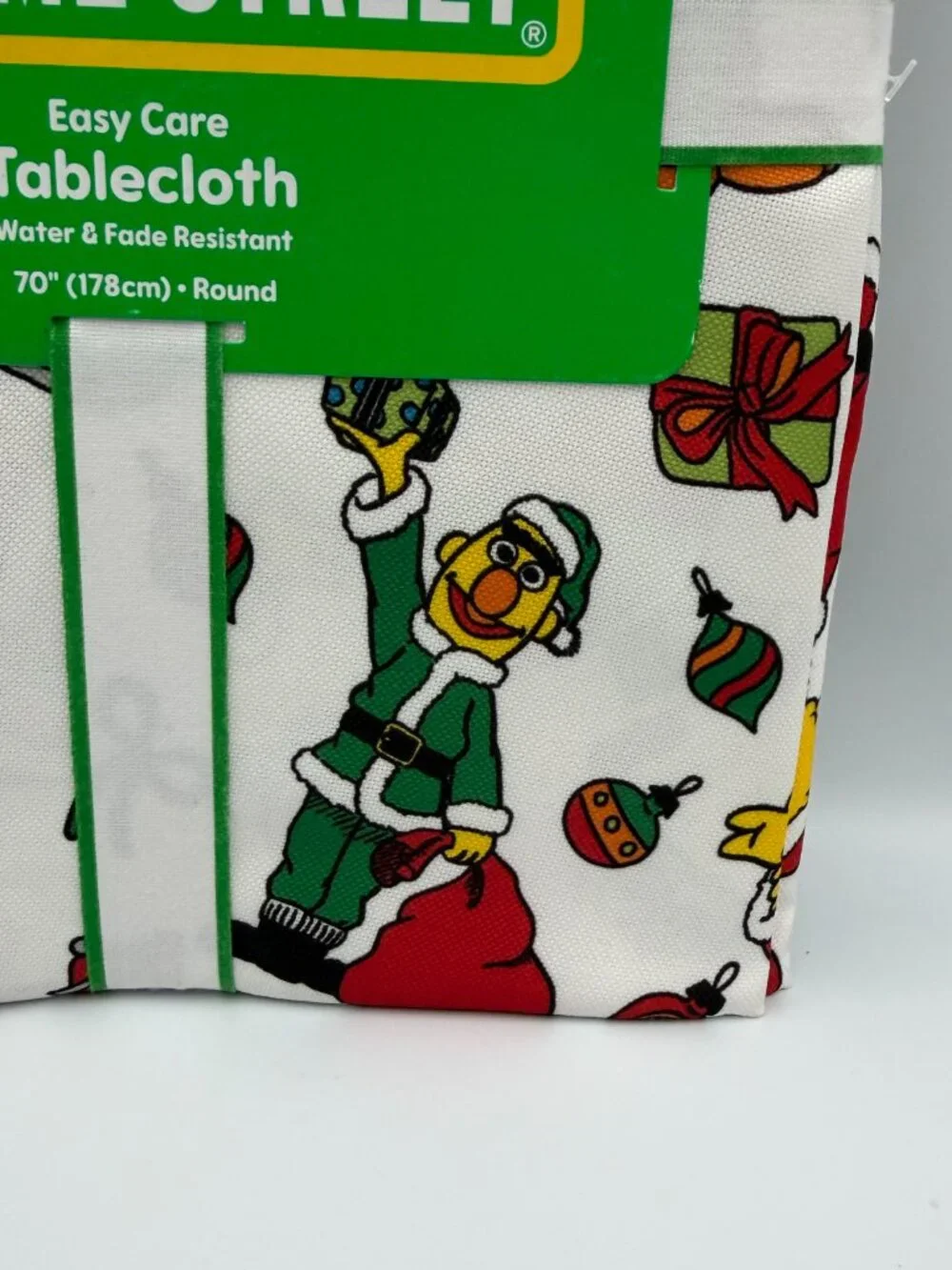 Sesame Street Christmas Tablecloth 70
